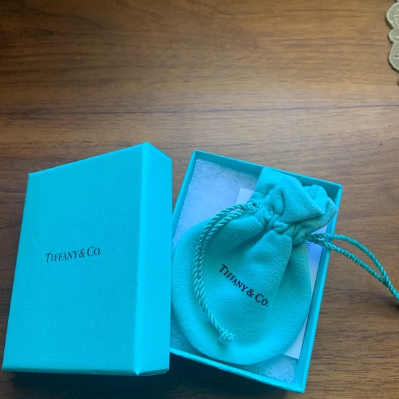 Tiffany & Co. Vintage Heart Tag Charm Bracelet - Picture 5 of 5